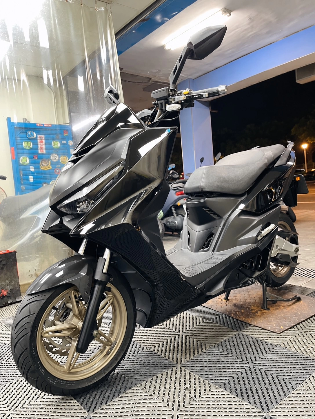 KYMCO/光陽 KRV 2022款 車輛照片