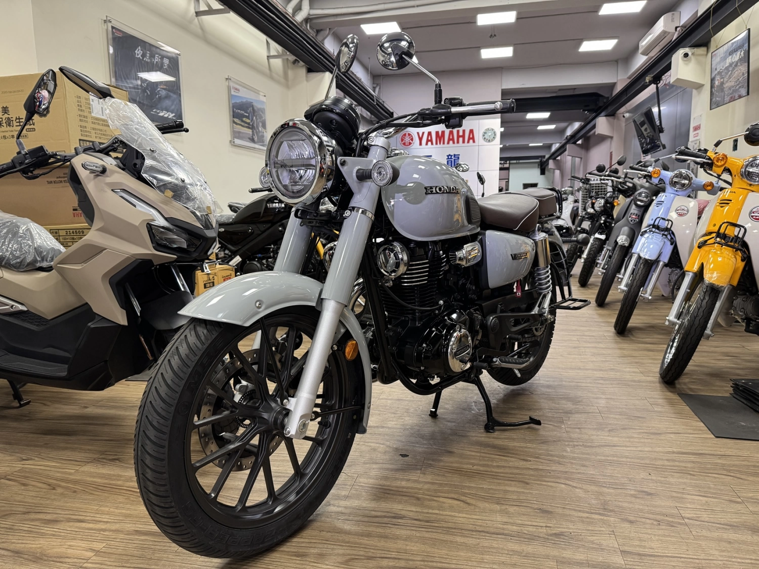 Honda/本田 CB350C 皇家版 2026款 車輛照片