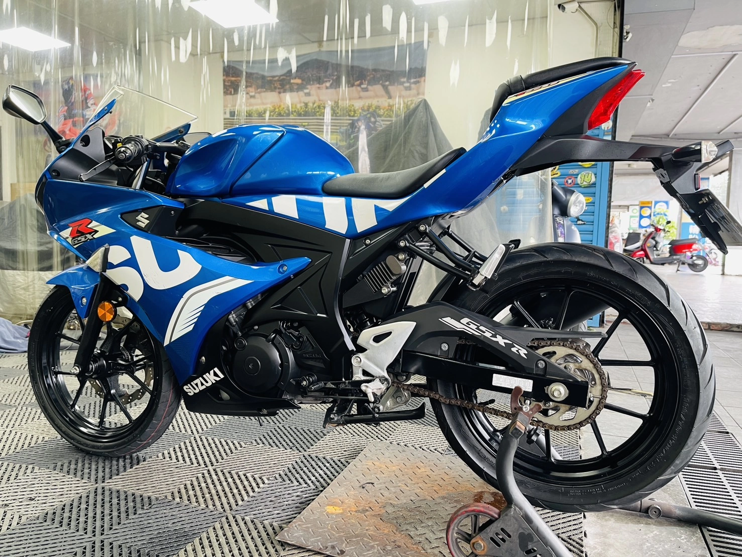 SUZUKI/鈴木 GSX-R150 2018款 車輛照片