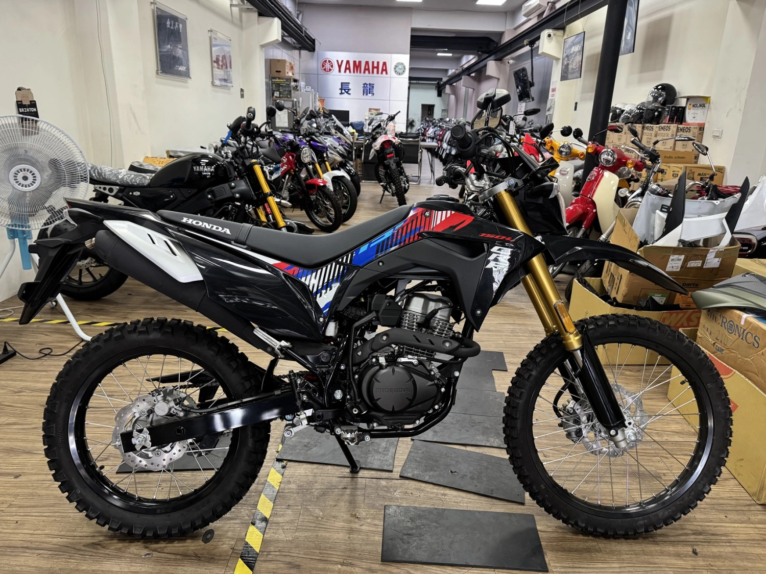 Honda/本田 CRF150L 2026款 車輛照片