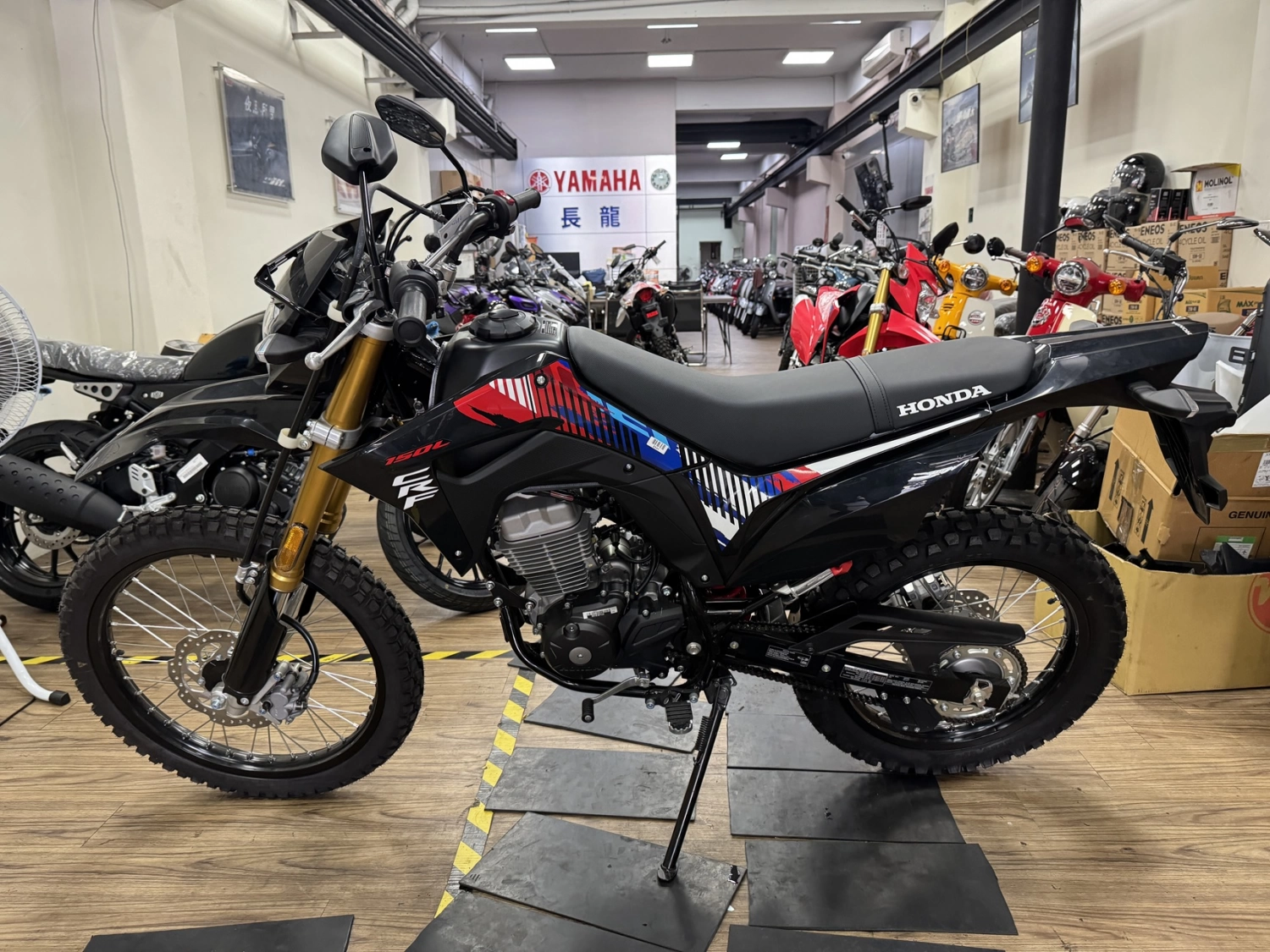 Honda/本田 CRF150L 2026款 車輛照片