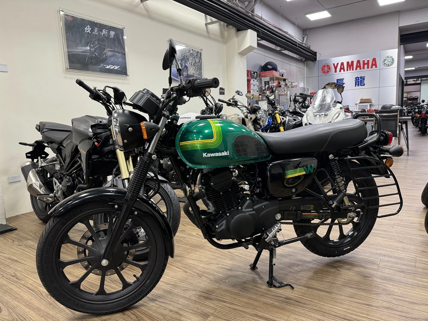 Kawasaki/川崎 SAKI W175  中古二手機車 175cc 2024款