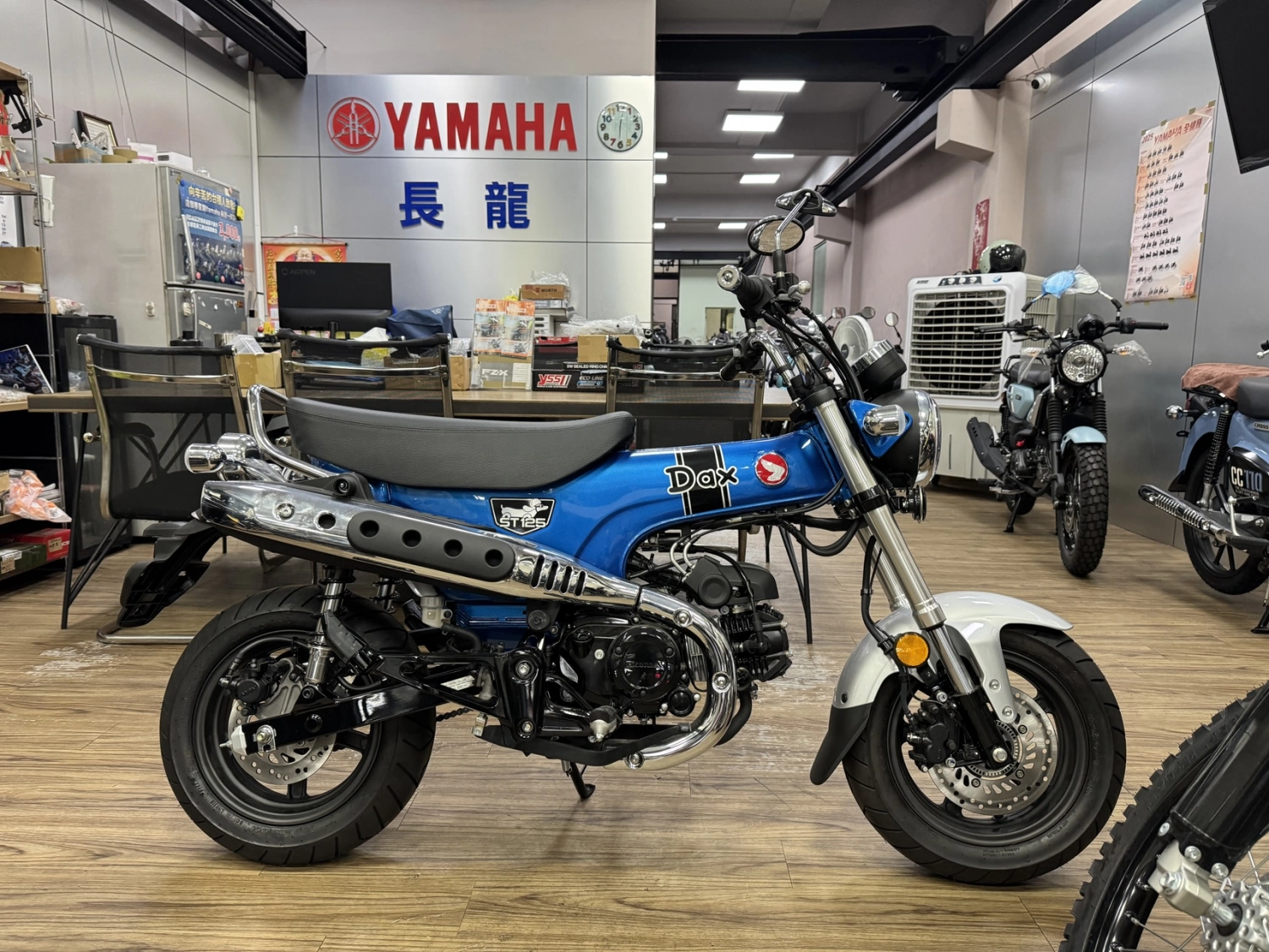 Honda/本田 DAX 125 2025款 車輛照片