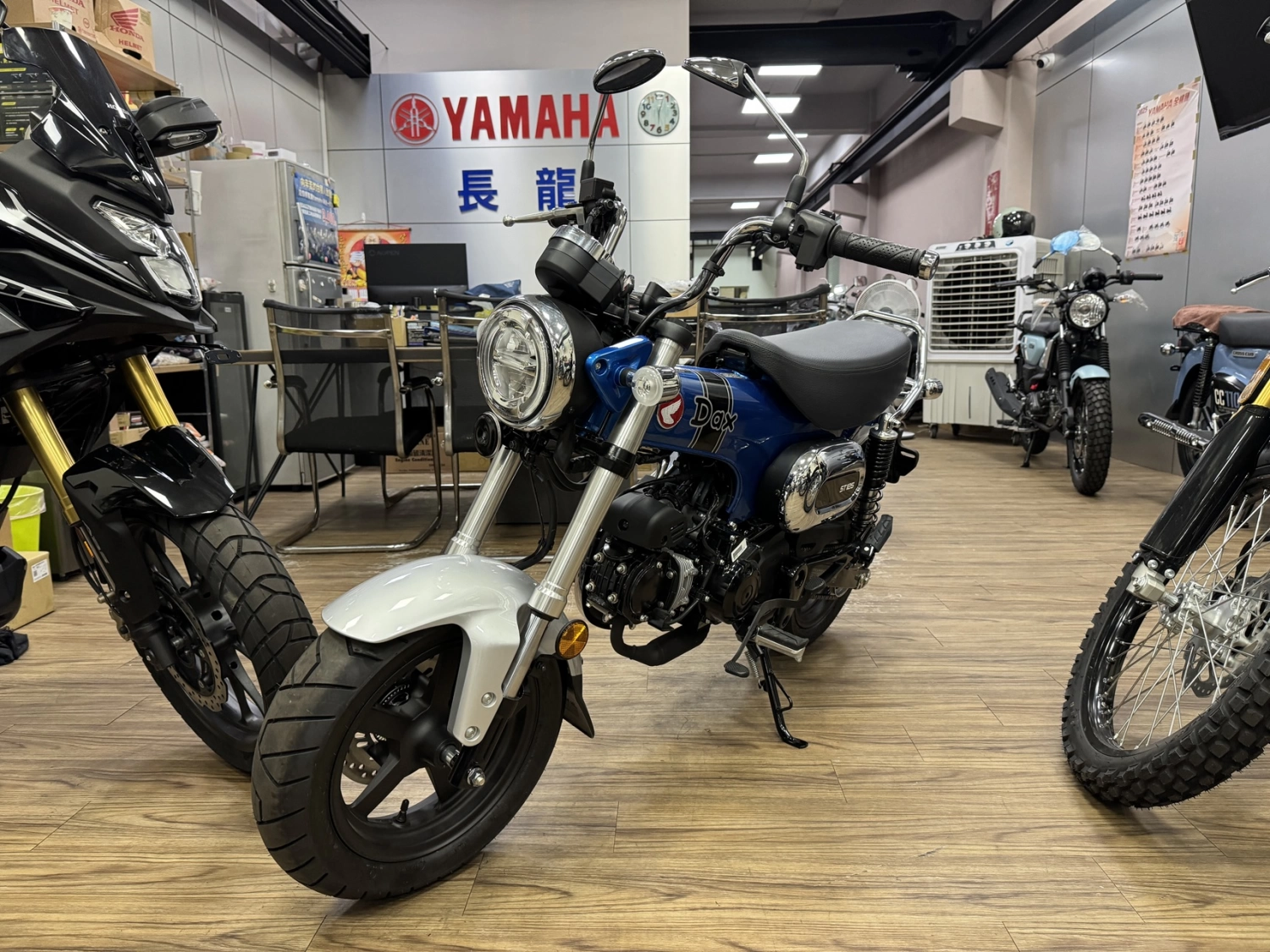 Honda/本田 DAX 125 2025款 車輛照片