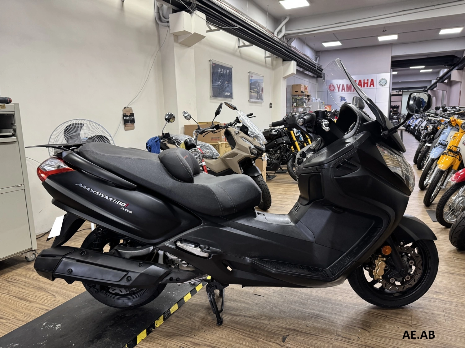 SYM/三陽 Maxsym 600i ABS 2015款 車輛照片