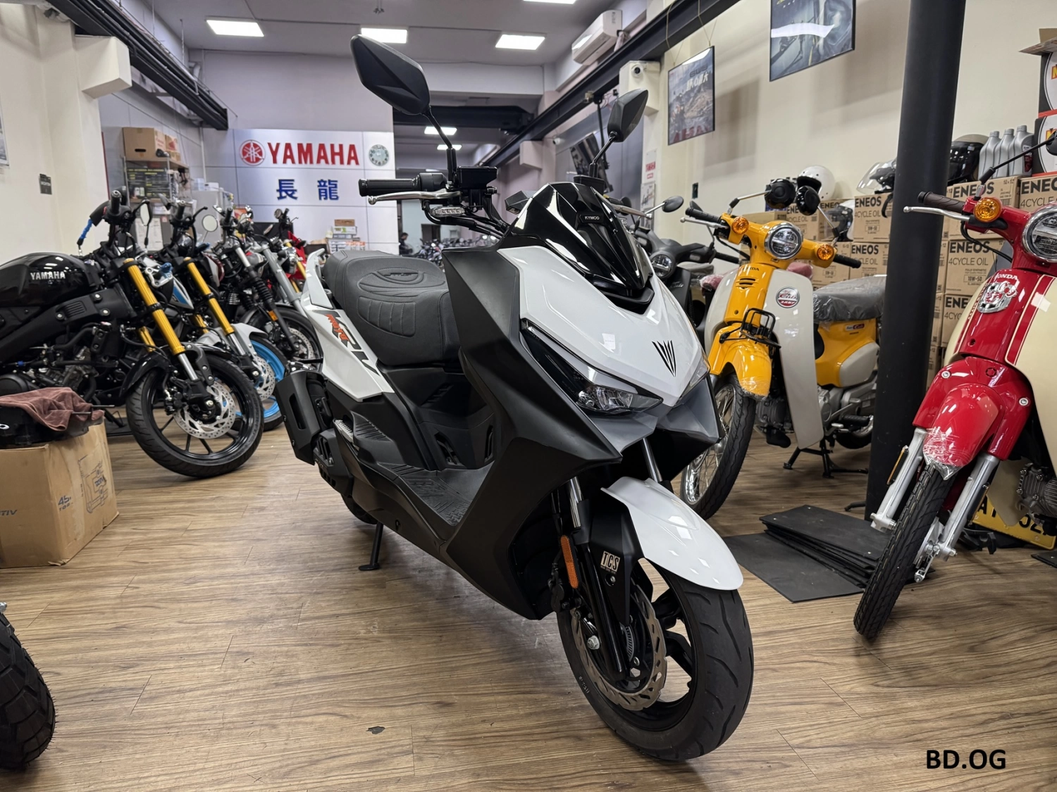 KYMCO/光陽 KRV MOTO 180 TCS 中古二手機車 180cc 2024款