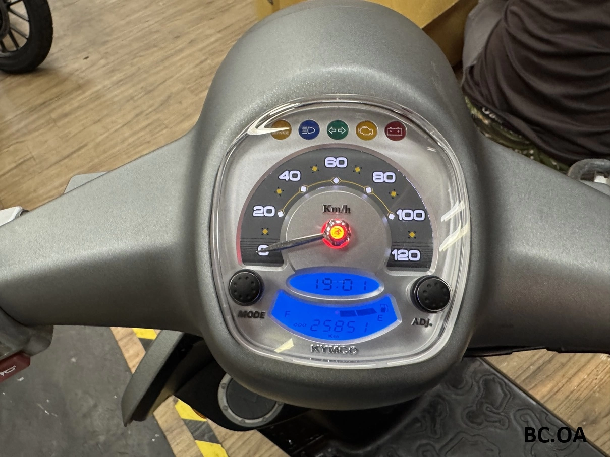 KYMCO/光陽 MANY 110 碟煞 2023款 車輛照片