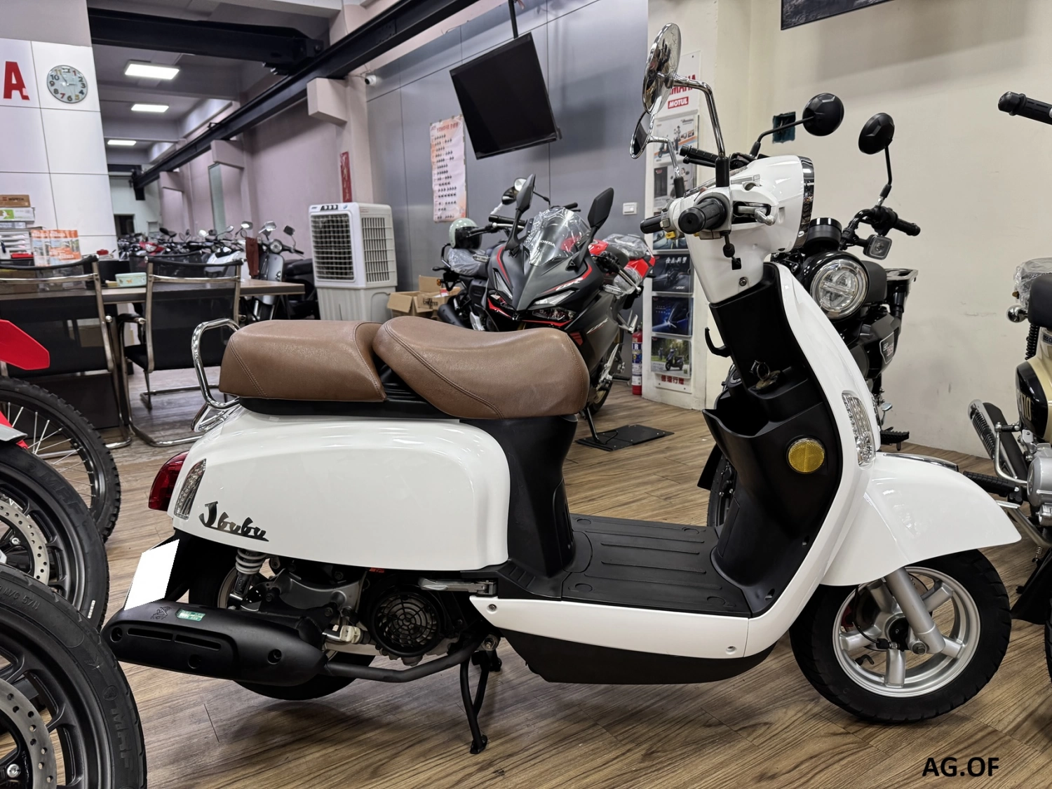 PGO/比雅久 J-BU BU 115 2017款 車輛照片