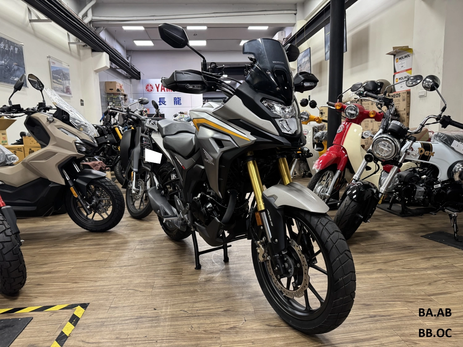Honda/本田 CB200X 2021款 車輛照片