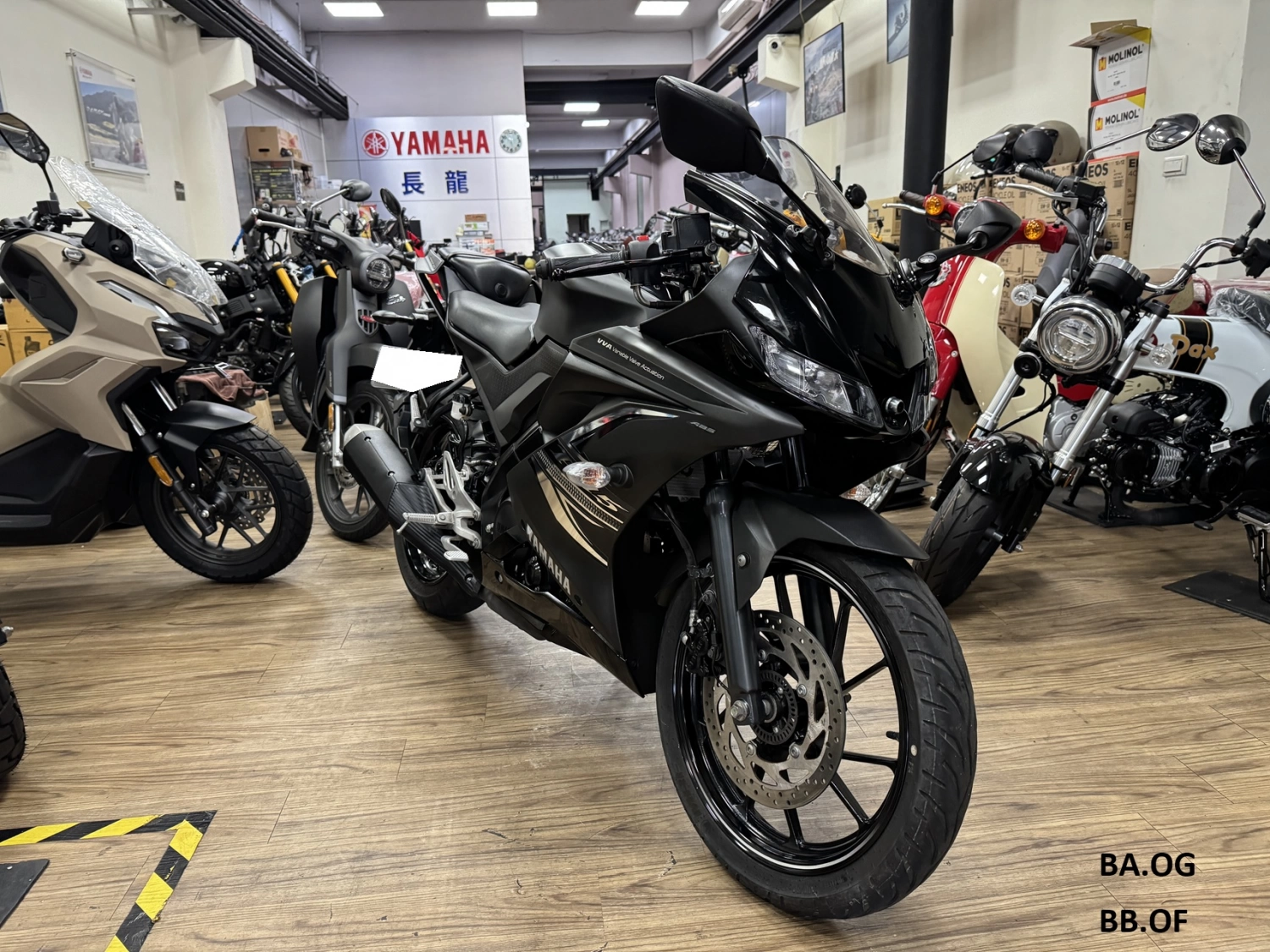 YAMAHA/山葉 R15V3 2021款 車輛照片