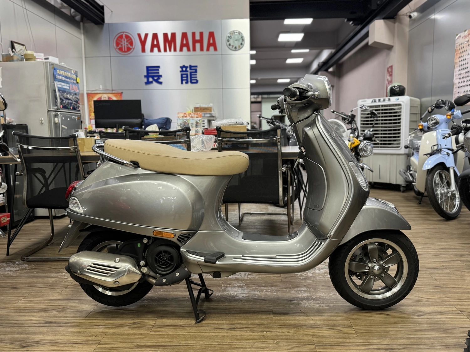 Vespa/偉士牌 VXL 150 2021款 車輛照片