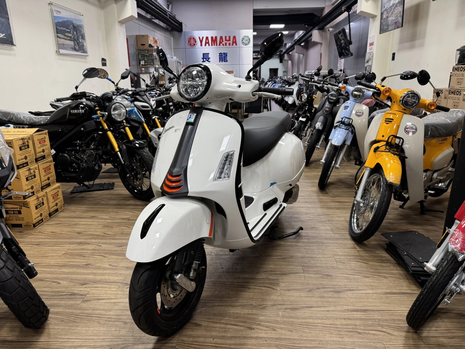Vespa/偉士牌 GTS 300 Keyless 2023款中古二手機車