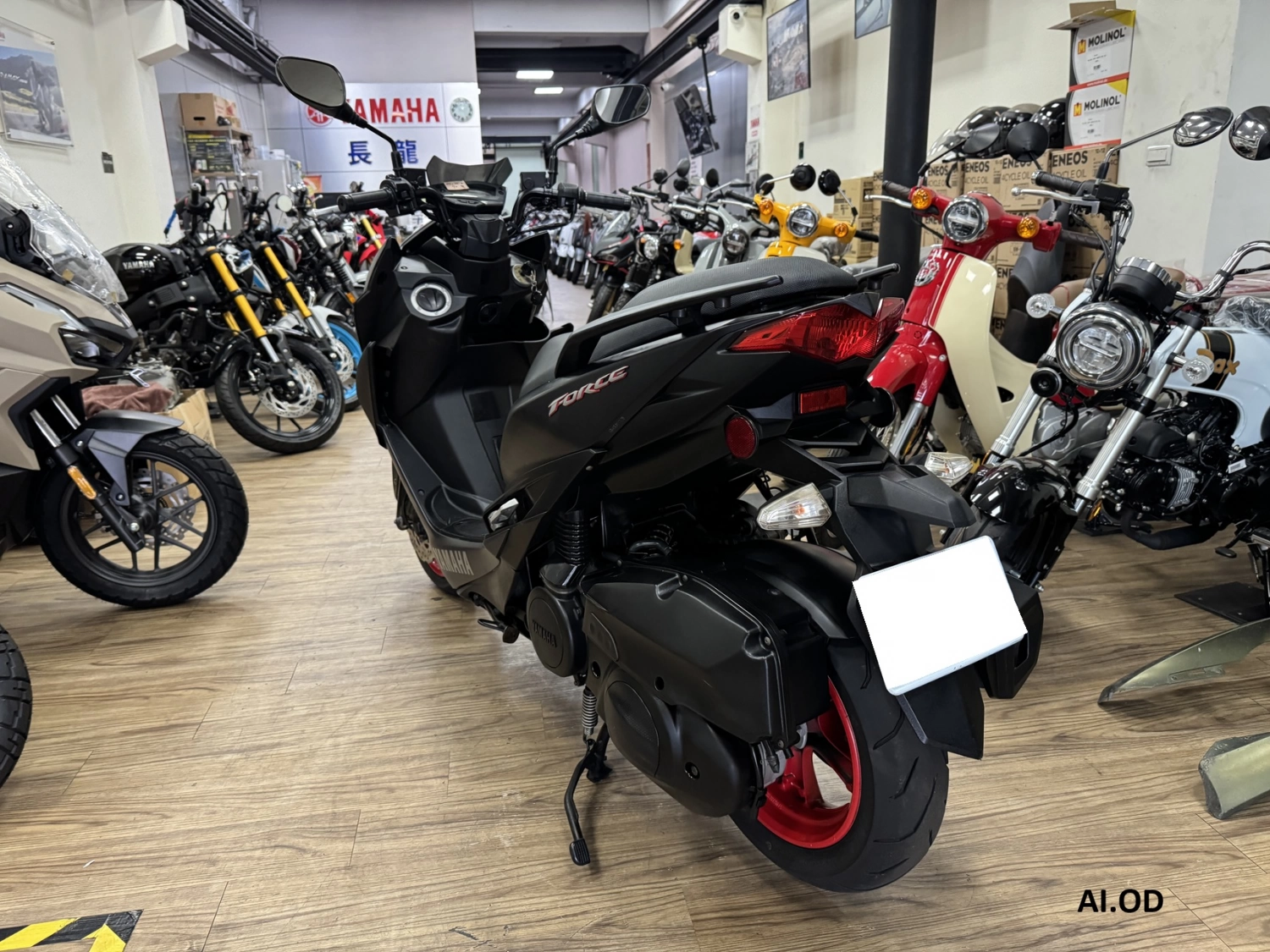 YAMAHA/山葉 FORCE 155 2019款 車輛照片
