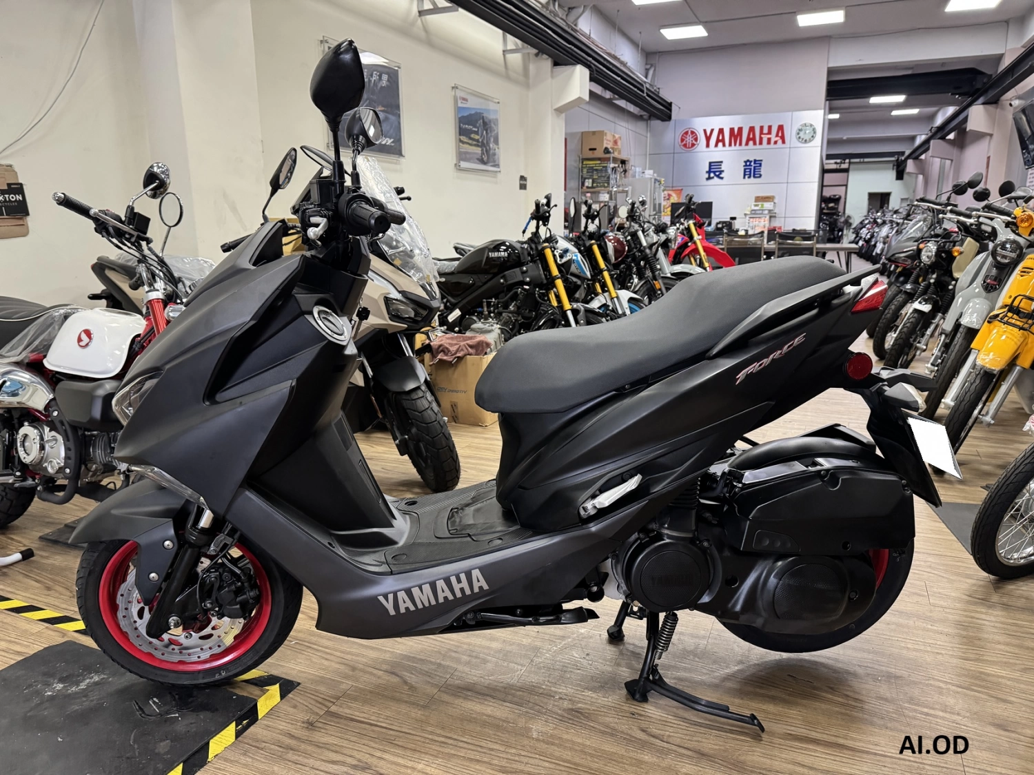 YAMAHA/山葉 FORCE 155 2019款 車輛照片
