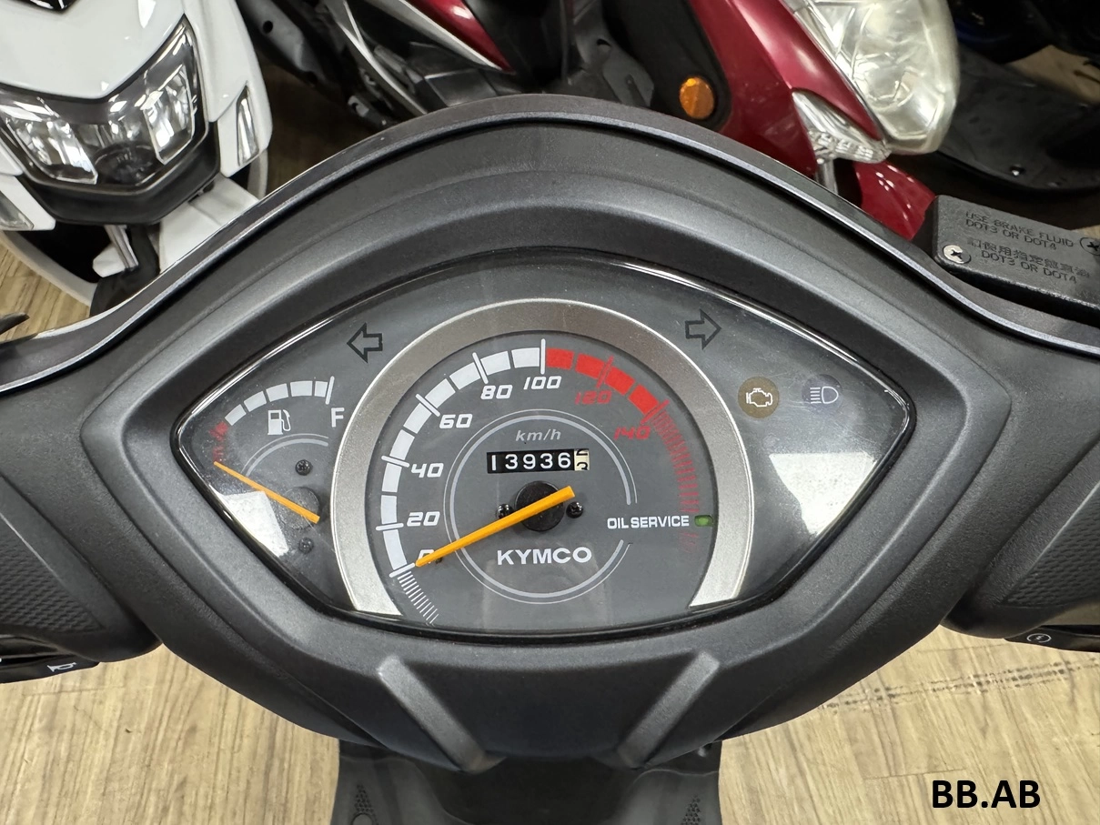 KYMCO/光陽 名流125 碟煞 2022款 車輛照片