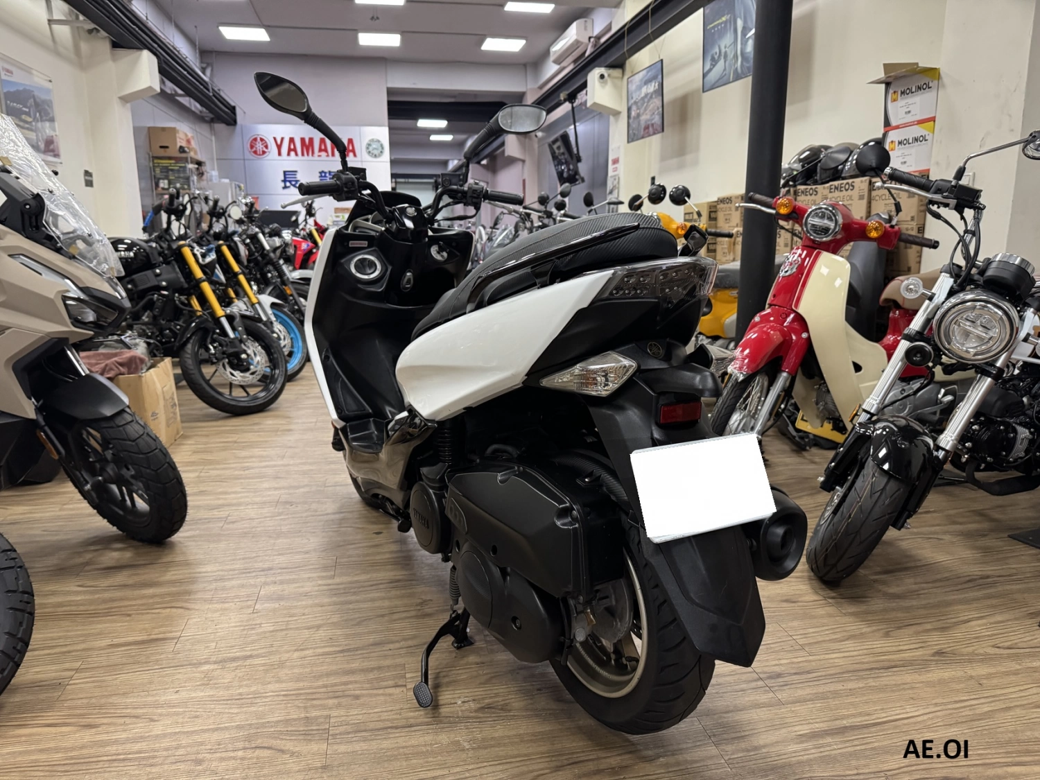 YAMAHA/山葉 S-MAX 155 2015款 車輛照片