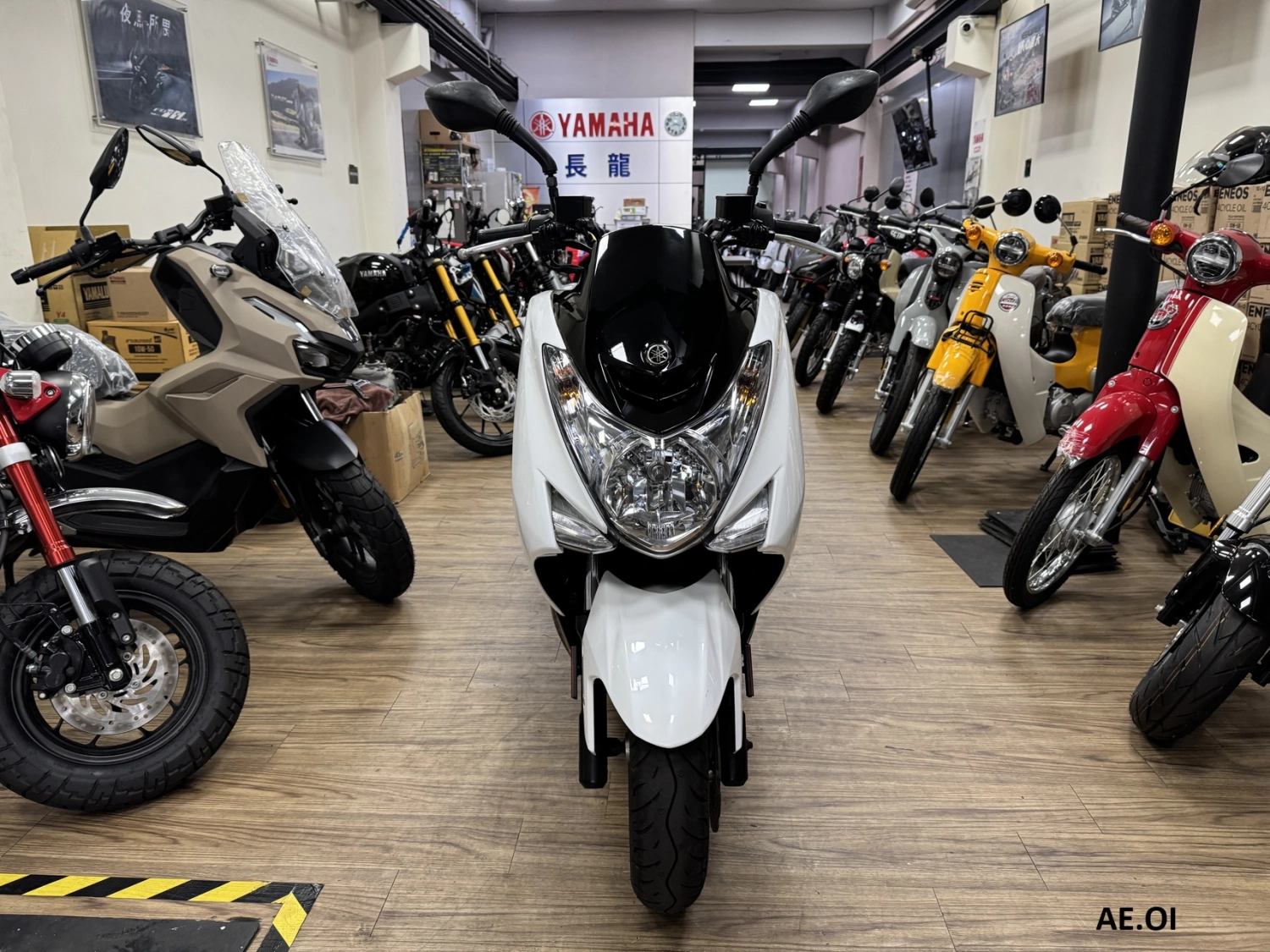 YAMAHA/山葉 S-MAX 155 2015款 車輛照片