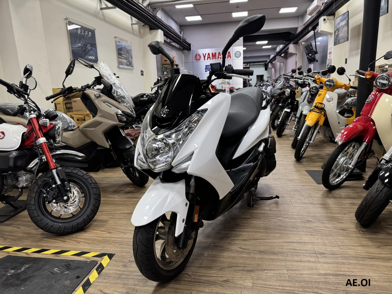 YAMAHA/山葉 S-MAX 155 2015款 車輛照片