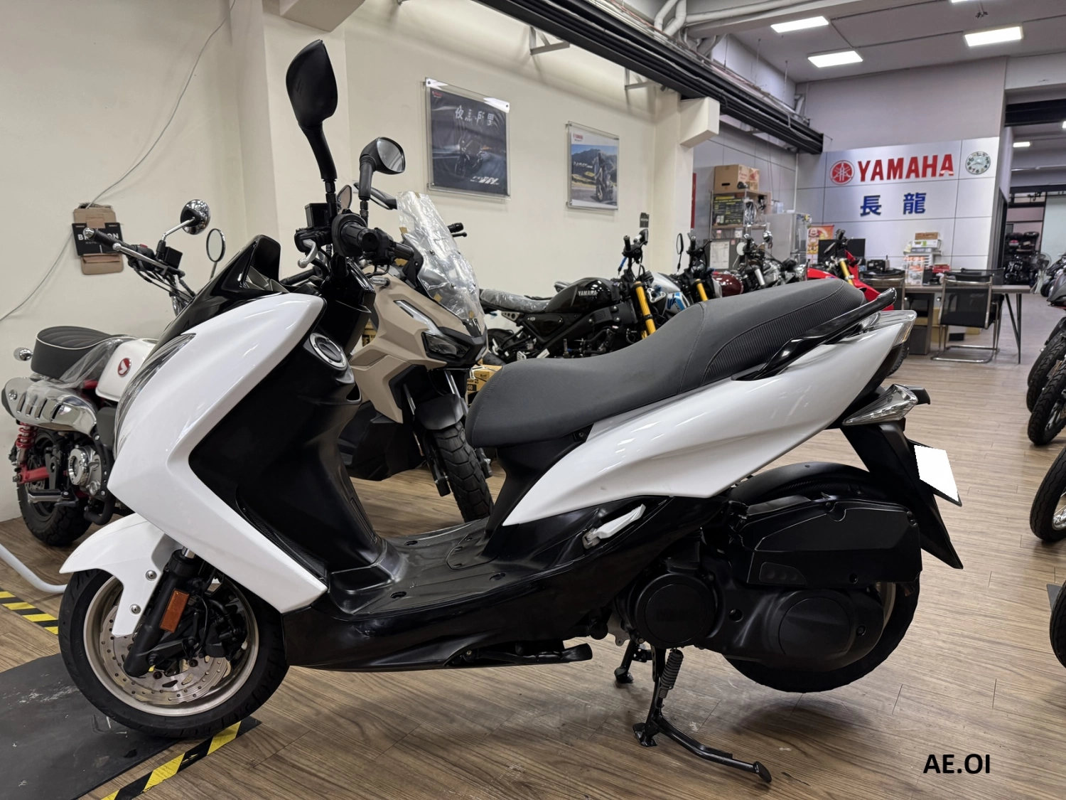 YAMAHA/山葉 S-MAX 155 2015款 車輛照片