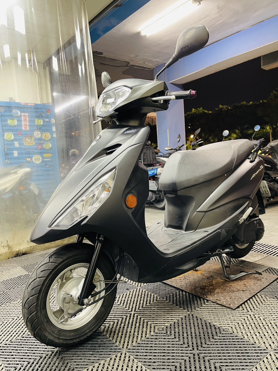 YAMAHA/山葉 勁豪-AXIS Z 2016款 車輛照片