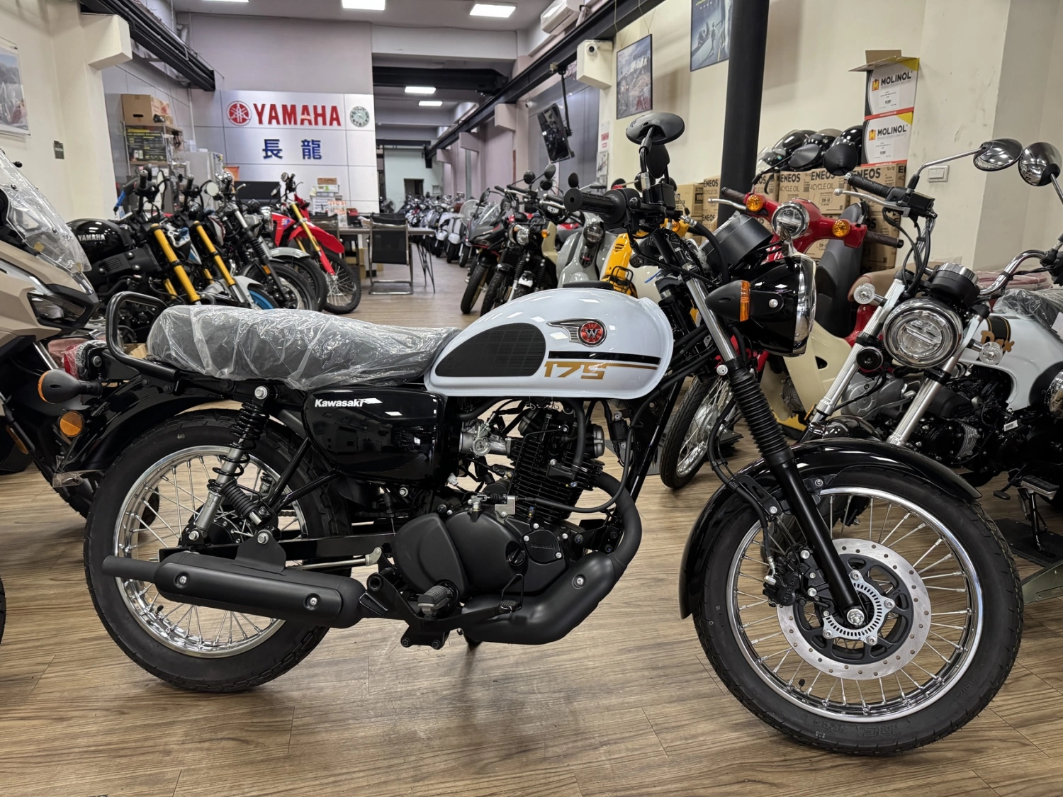 Kawasaki/川崎 W175 中古二手機車 175cc 2026款