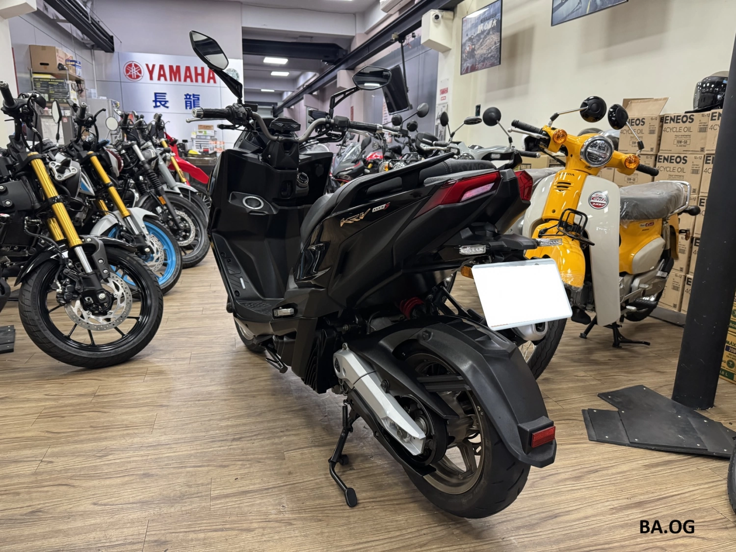 KYMCO/光陽 KRV 180 TCS 2021款 車輛照片
